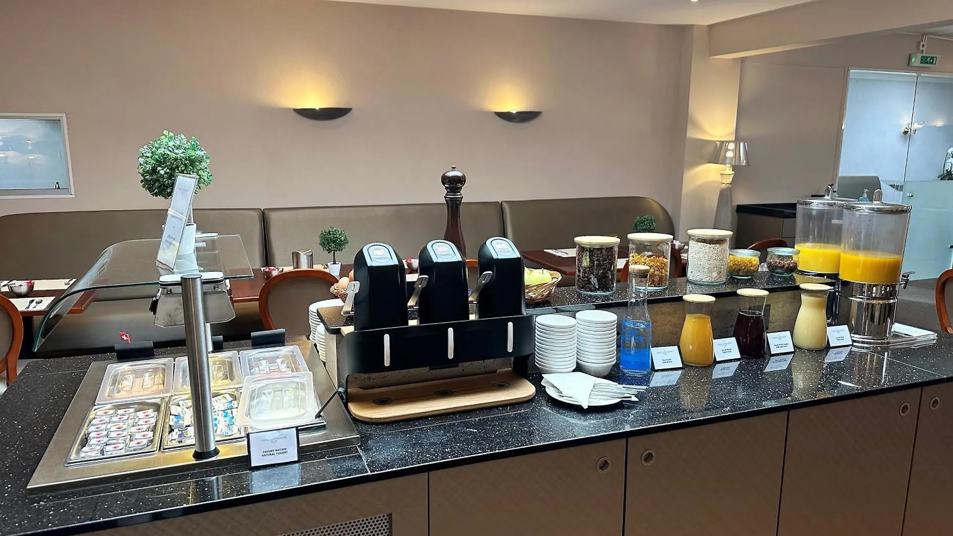 ***  Hotel Drake Longchamp Ginebra Suiza