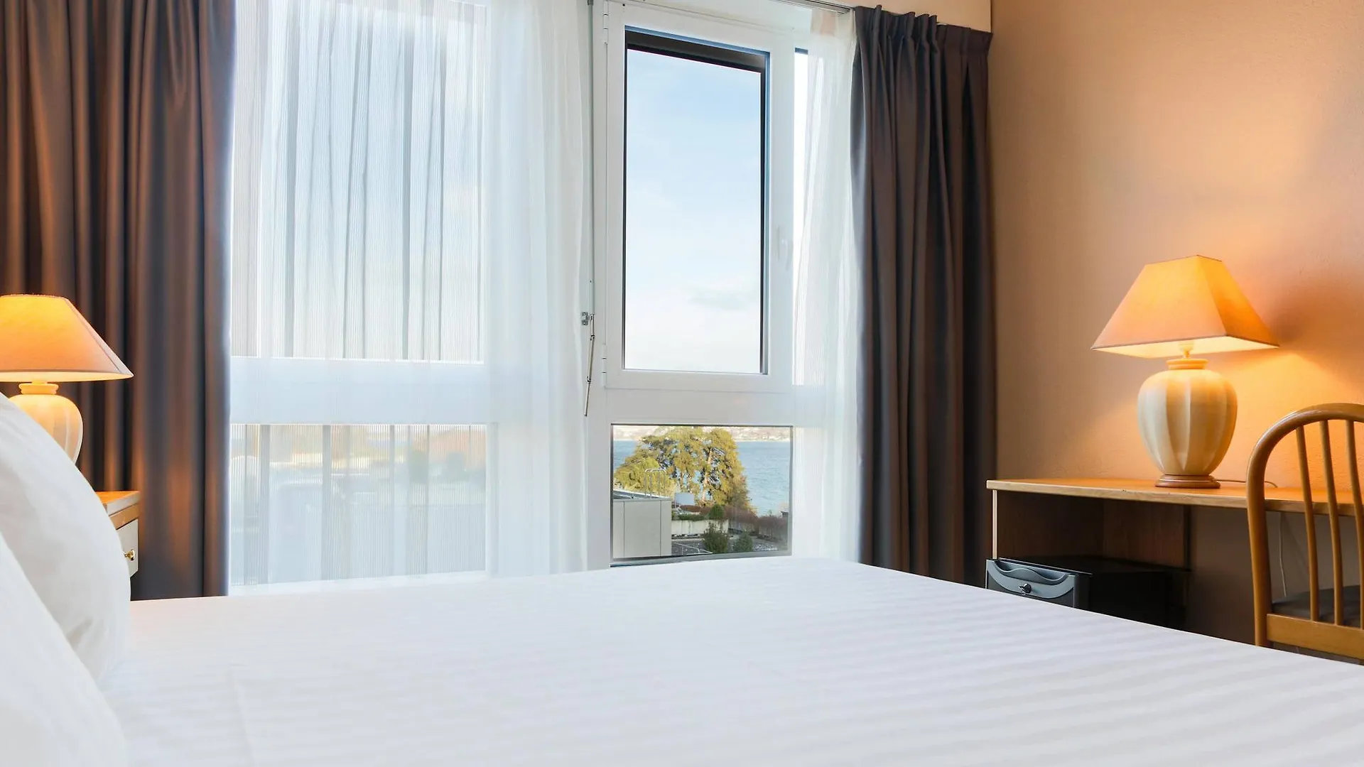 Drake Longchamp Hotel Geneva 3*,  Switzerland